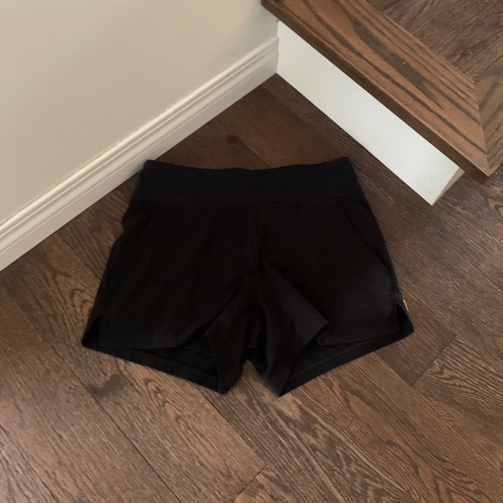 Lucy activewear Power size XS black shorts w/ drawstring & pockets